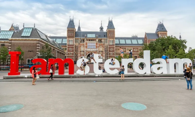 I am Amsterdam sign
